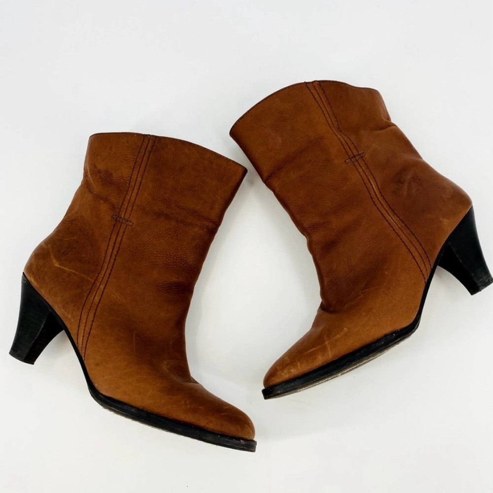 Frye Brown leather slouched Heeled Booties • Size 8